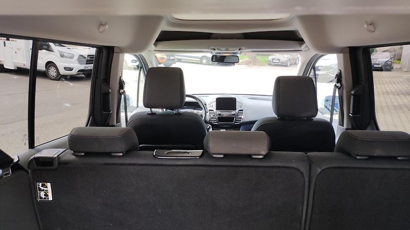 Ford Tourneo Connect (2020) 1,5 EcoBlue 88kW CZ DPH - fotka 26 z 30