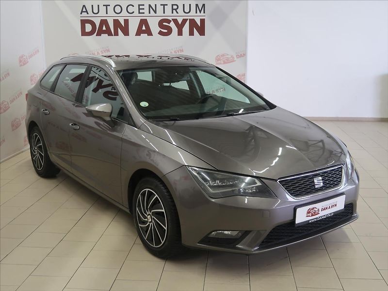 Seat Leon 2,0 TDI 110KW DSG Stylance - fotka 3 z 33