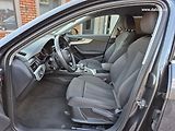 Audi A4 Avant (2020) 2.0TDi 120KW FullLed S-line    - náhled 38