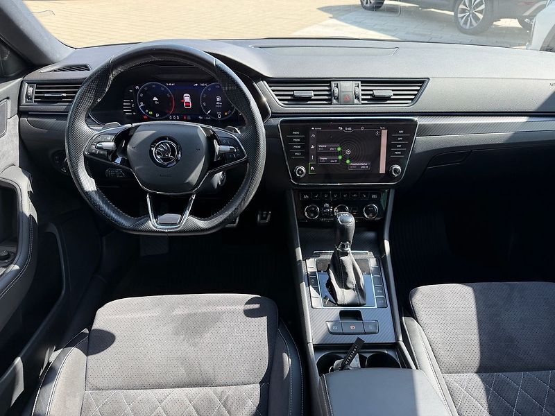 Škoda Superb Sportline  2,0TSI 140kW DSG - fotka 21 z 22