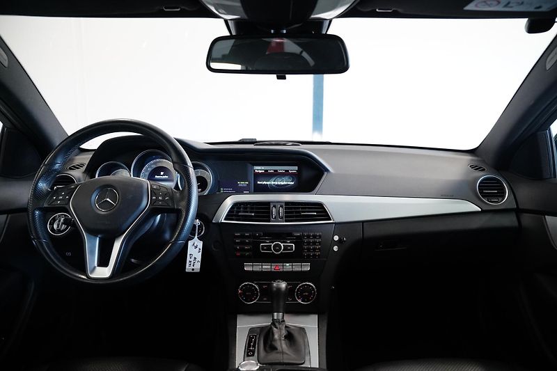 Mercedes-Benz Třídy C - fotka 5 z 6