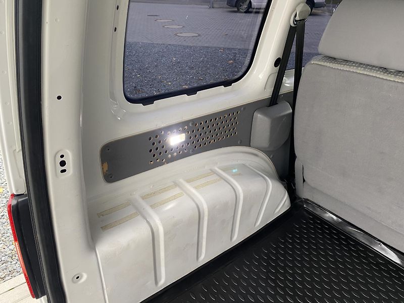 Volkswagen Caddy 1.9 TDI - KLIMA - BEZ DPF - fotka 20 z 30