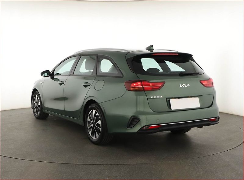 Kia Ceed (2025) Spin 1.5 T-GDI - fotka 4 z 20