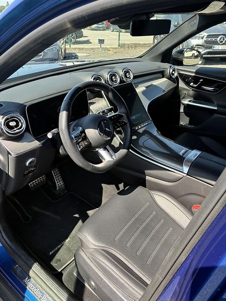 Mercedes-Benz GLC (2024) 220d 4MATIC - fotka 9 z 15