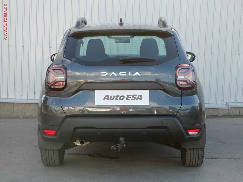 Dacia Duster (2023) 1.0 T, 1.maj,ČR, AC, TZ - fotka 5 z 18