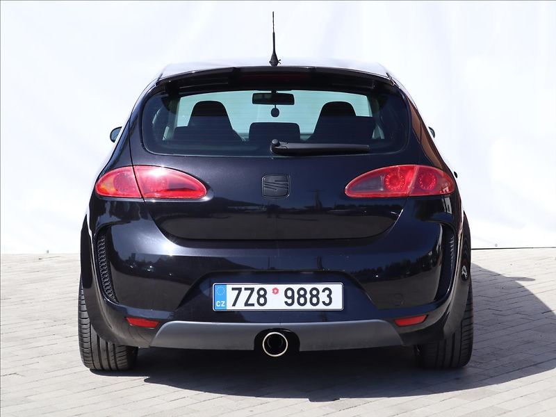 Seat Leon 2,0 TFSi (BWA) FR line - fotka 5 z 36