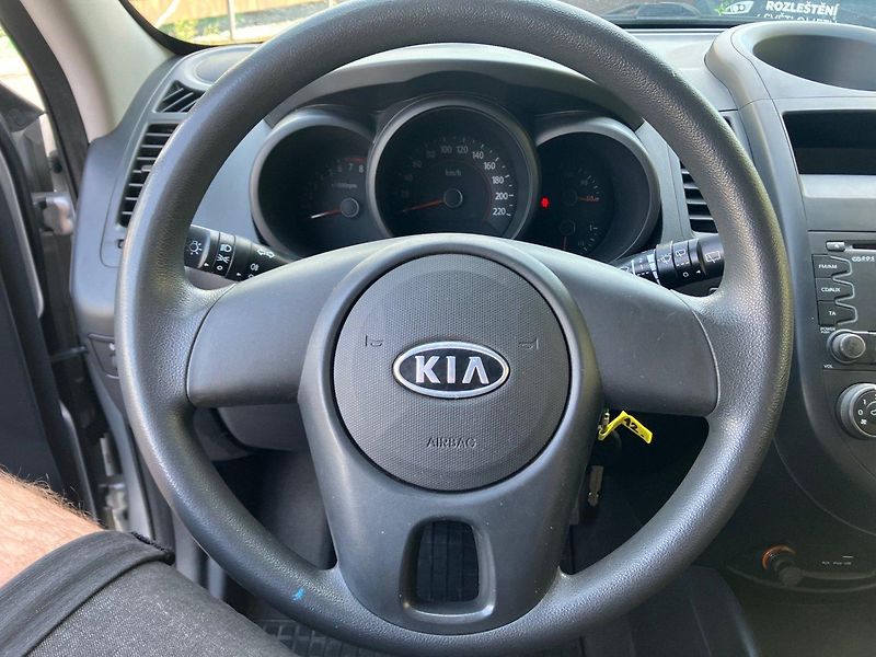 Kia Soul 1,6i (93kW) *KLIMATIZACE* - fotka 9 z 15