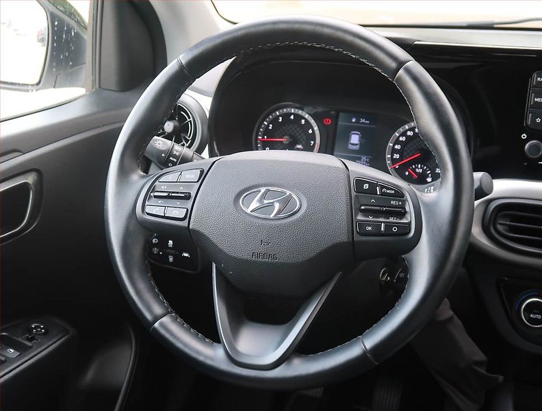 Hyundai i10 (2021) Style 1.0, Serv.kniha - fotka 20 z 20