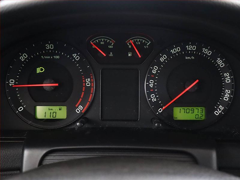 Škoda Superb (2005) 1.9 TDI, Serv.kniha - fotka 9 z 13