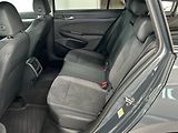 Volkswagen Golf (2026) Variant 1.5 eTSI 7DSG People - náhled 28