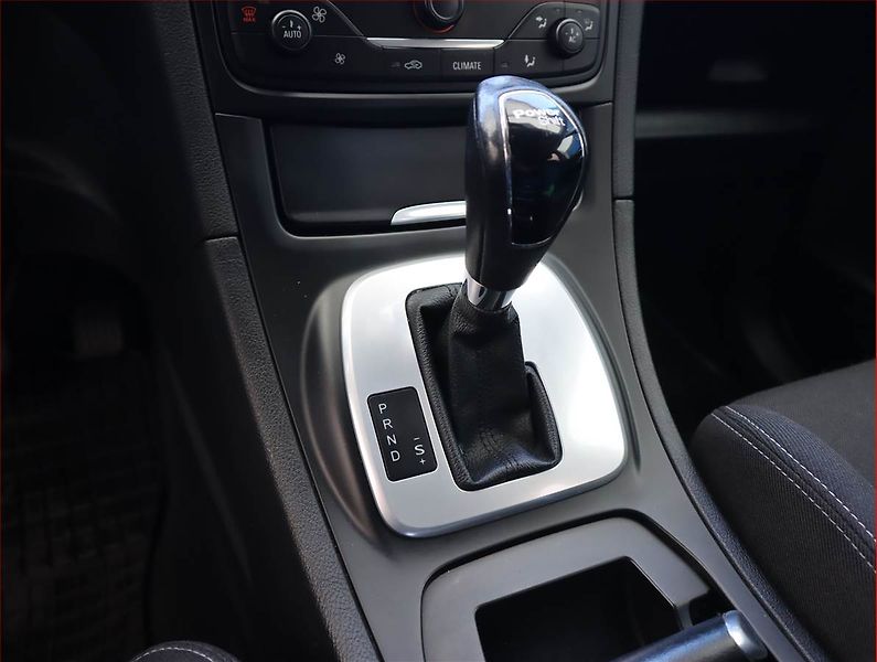 Ford S-MAX (2012) 2.0 TDCi, Automat, Serv.kniha - fotka 16 z 20
