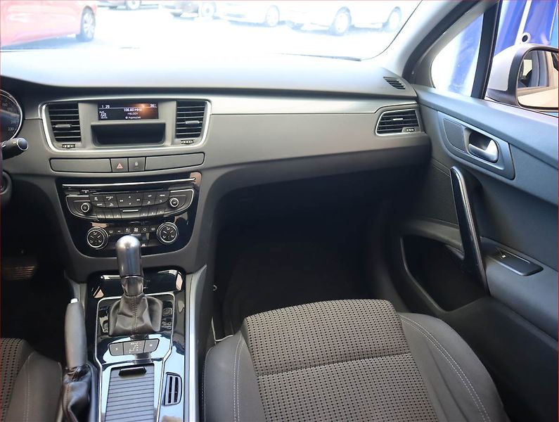 Peugeot 508 (2012) 1.6 THP, Automat, Tempomat - fotka 8 z 16