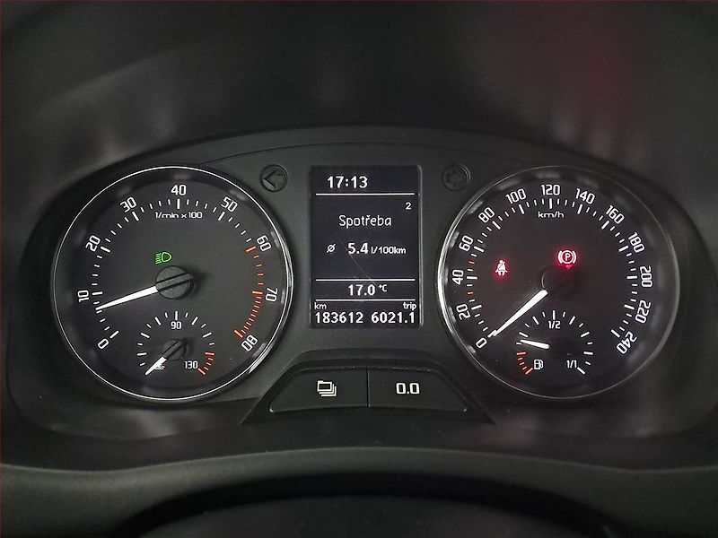 Škoda Fabia (2013) Ambiente 1.2 TSI - fotka 11 z 17