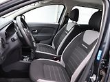 Dacia Logan 0,9 TCe 66kW CZ Stepway 1.Maj. - náhled 11