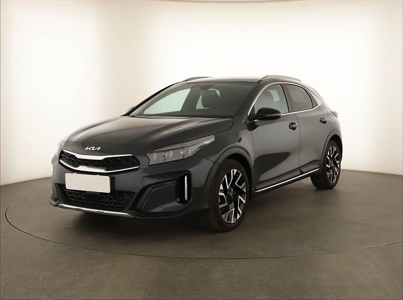 Kia XCeed (2026) 1.6 T-GDI, STEEL EDITION - fotka 2 z 16