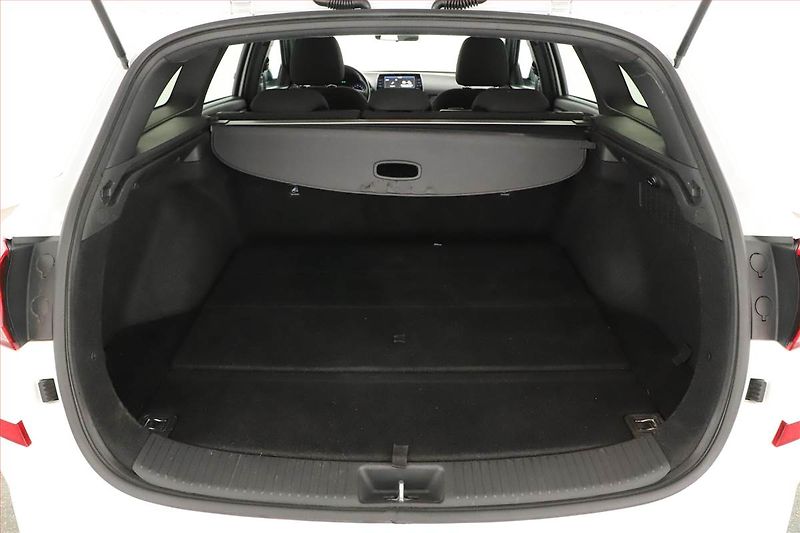 Hyundai i30 (2019) 1.4 T-GDI, ČR,1.maj - fotka 17 z 18
