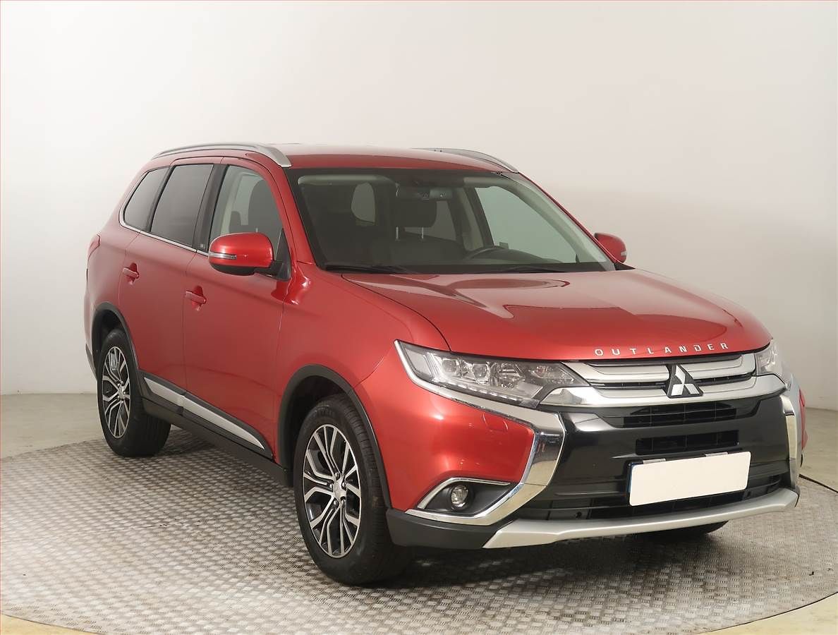 Mitsubishi Outlander Intense 2.0, 4X4, Automat