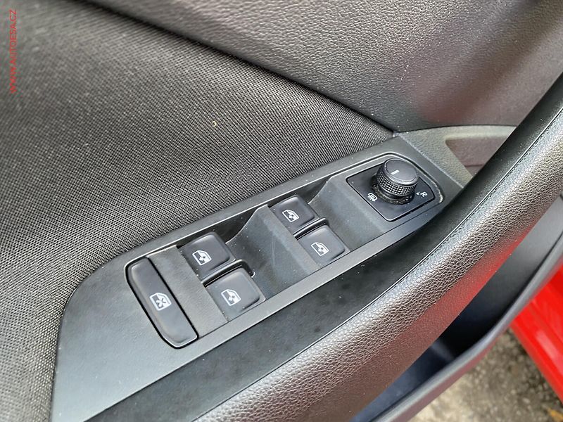 Škoda Scala (2020) 1.6 TDi, Ambition, DSG - fotka 13 z 17