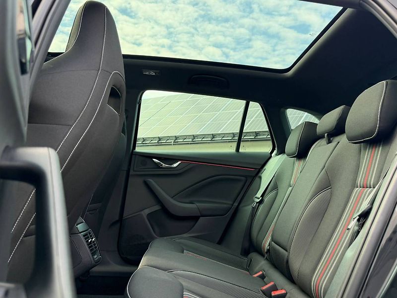 Škoda Scala Monte Carlo 1,0 TSI 85 kW 6° M - fotka 12 z 41