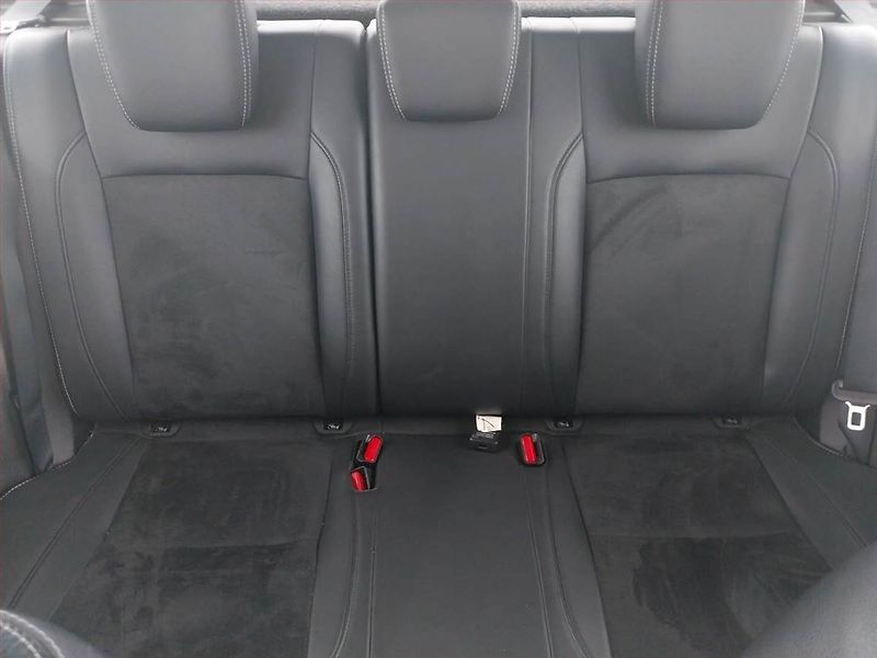 Suzuki Vitara (2016) 1.6 DDiS, 4X4, Kůže, Navi - fotka 10 z 21