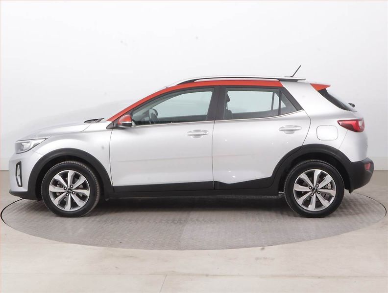 Kia Stonic (2023) Exclusive 1.0 T-GDI, EXCLUSIVE - fotka 3 z 16
