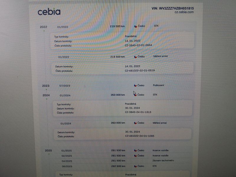 Volkswagen Caravelle 2.0TDi,9.MÍST,TAŽNY,4MOTION - fotka 24 z 24