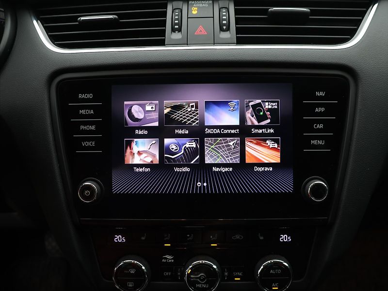 Škoda Octavia 2,0 TDI 110kW DSG Style LED - fotka 17 z 26