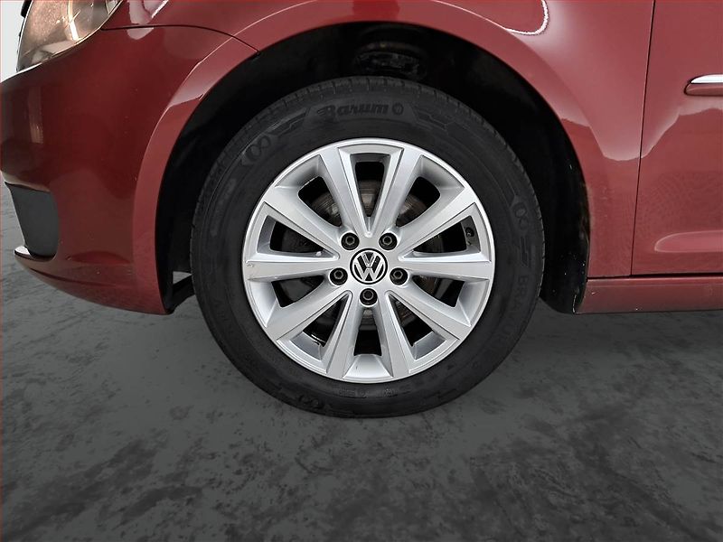 Volkswagen Touran (2012) Highline 1.6 TDI, Tempomat - fotka 15 z 16