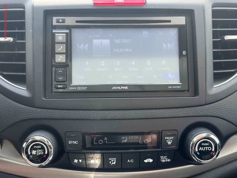 Honda CR-V (2014) 2.2 4x4, 2.maj,ČR, AT, STK7 - fotka 18 z 24