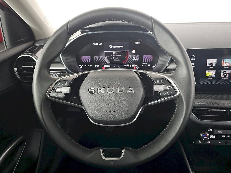 Škoda Fabia (2025) 1.0TSI 70KW TOP SELECTION TAŽN - fotka 20 z 30