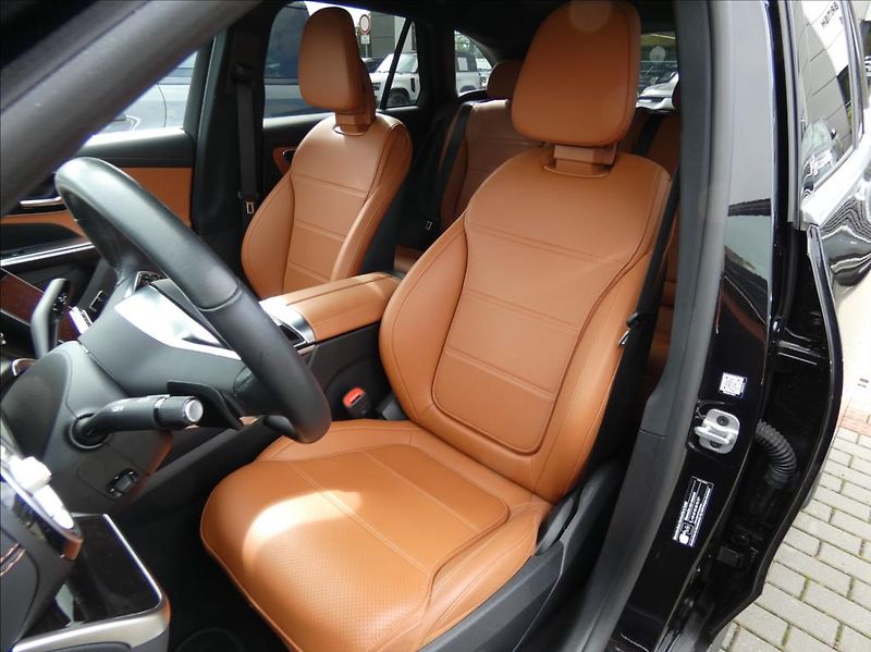 Mercedes-Benz GLC 2,0 220d 4M, 1.Maj, ČR, DPH - fotka 16 z 47