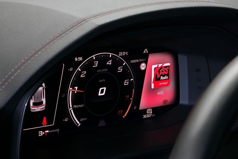 Cupra Formentor 1.5TSI 110kW LED Kamera ZÁRUKA - fotka 36 z 41
