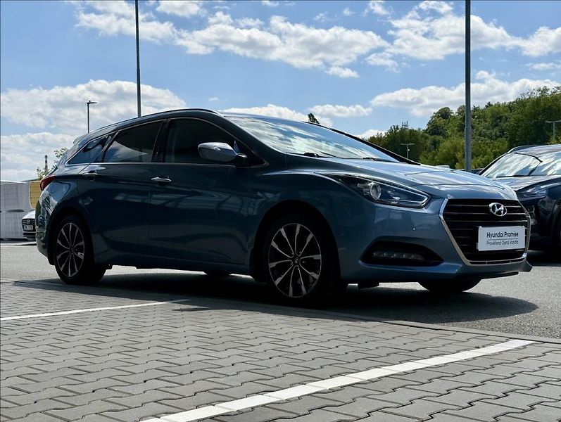 Hyundai i40 1,7 CRDi  WG Success Navi - fotka 4 z 27