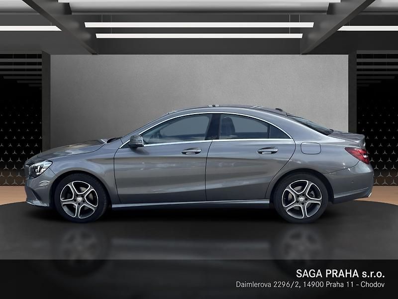 Mercedes-Benz CLA Coupé 180 kupé - fotka 6 z 18