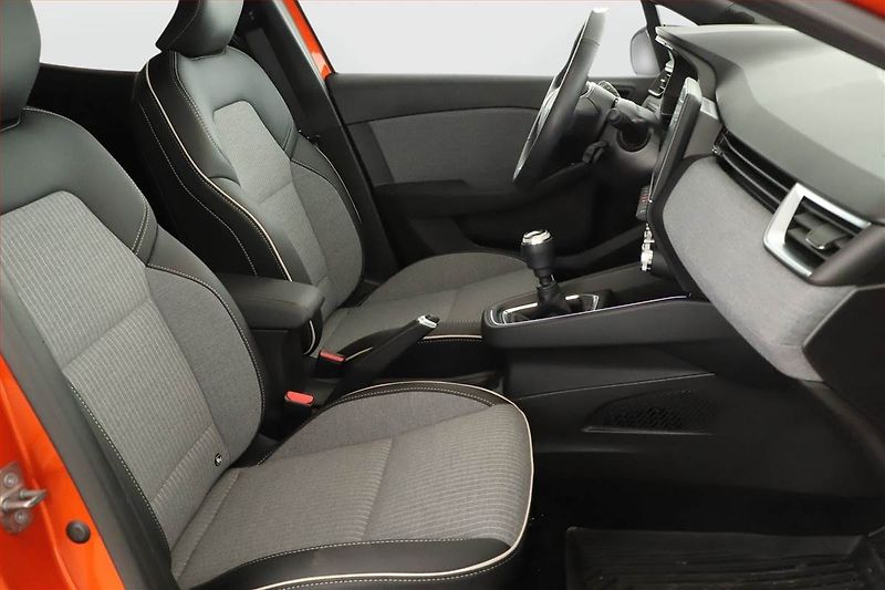 Renault Clio (2024) 1.0 TCe, Serv.kniha, Kůže - fotka 7 z 16
