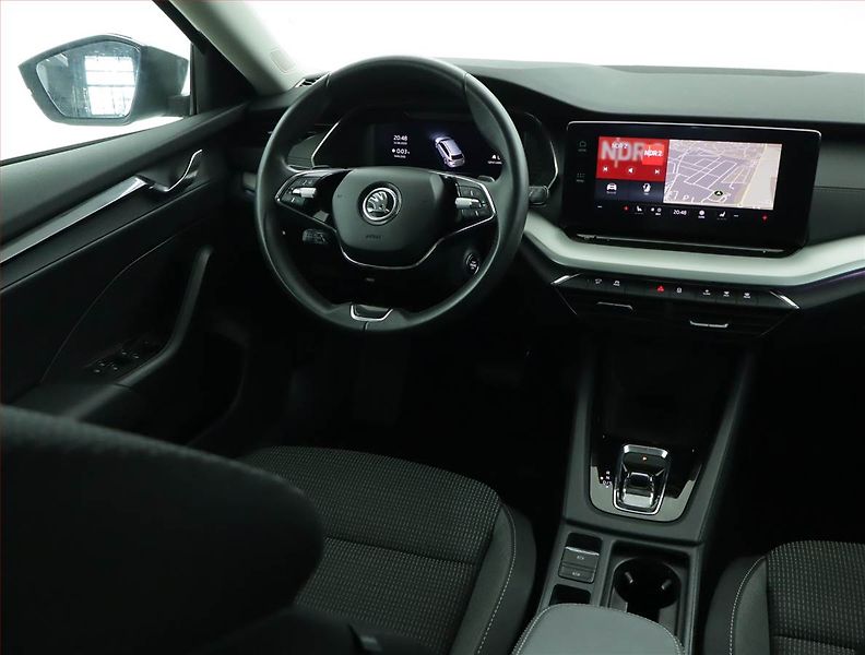 Škoda Octavia (2023) 2.0 TDI, Automat, Serv.kniha - fotka 7 z 16