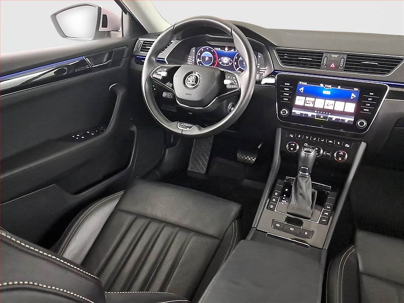Škoda Superb (2021) Laurin&Klement 2.0 TDI - fotka 7 z 25