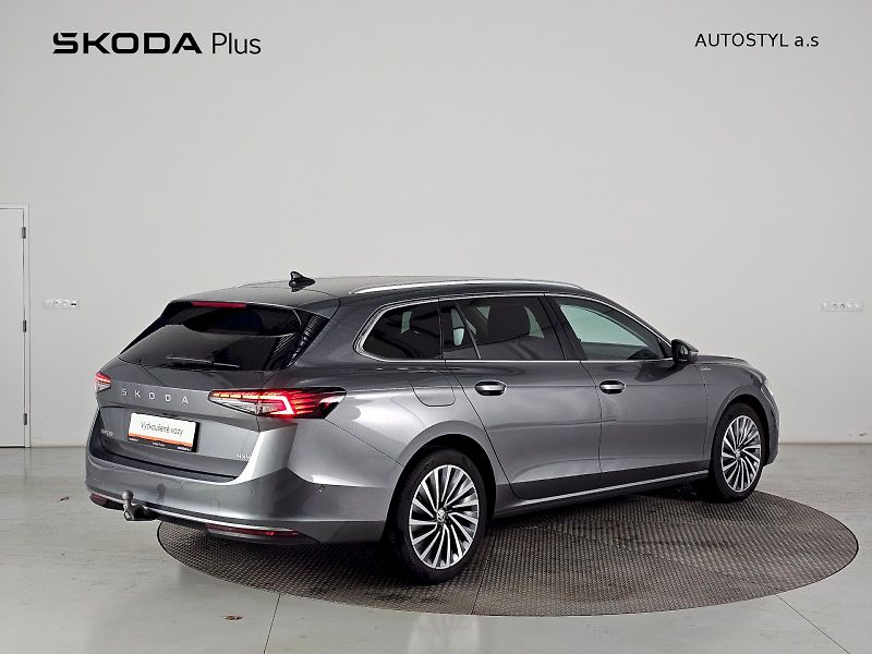 Škoda Superb (2024) COMBI 2.0TDI 142kW DSG 4x4 LAU - fotka 2 z 27