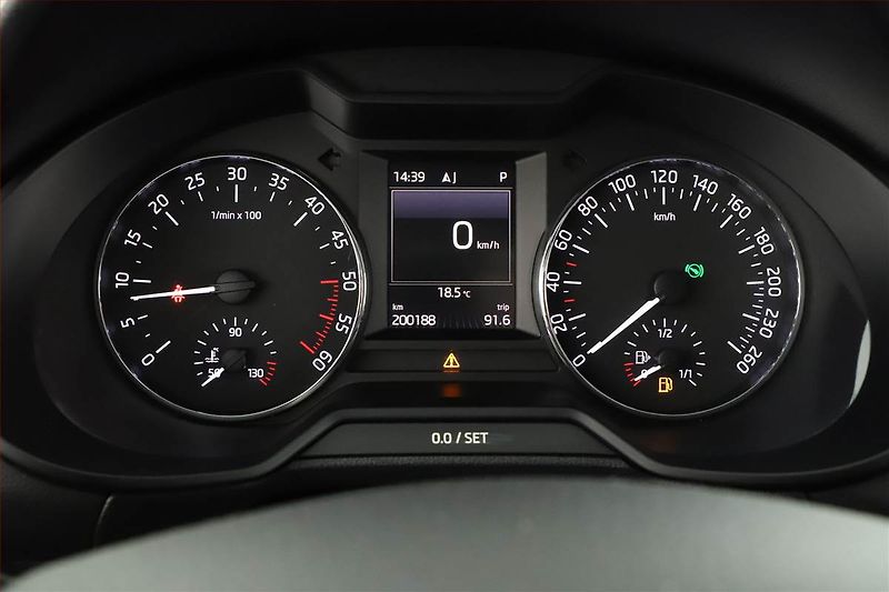 Škoda Octavia (2016) 1.6 TDI, Automat, Navi - fotka 10 z 18