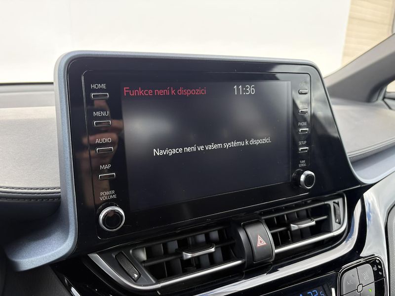 Toyota C-HR 2.0 HSD e-CVT Selection - fotka 19 z 23