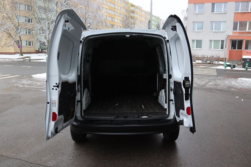 Renault Kangoo 1.5DCI 55kW ČR DPH - fotka 30 z 40