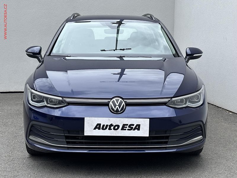 Volkswagen Golf (2022) 2.0 TDi, Style, LED - fotka 2 z 19