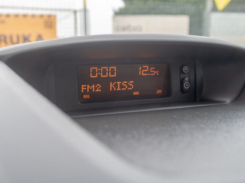Opel Meriva (2009) 1.6i 16V 77KW – 5/2028 - fotka 20 z 37