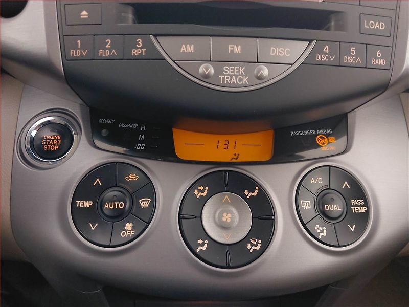 Toyota RAV4 (2008) 2.2 D-CAT, 4X4, Serv.kniha - fotka 14 z 20