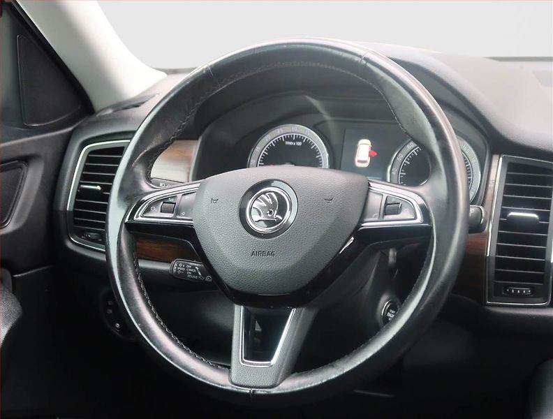 Škoda Kodiaq (2018) Scout 2.0 TDI 4x4 - fotka 25 z 28