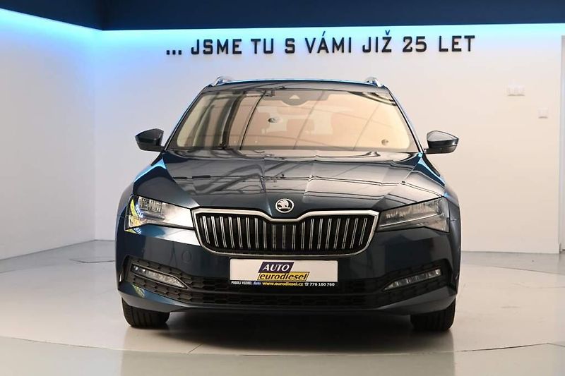 Škoda Superb (2022) 2.0 DSG LED VIRTUAL ACC Kamera - fotka 3 z 36