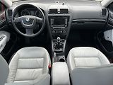 Škoda Octavia (2012) 2.0 TDi, ČR, L&K, servis - náhled 8