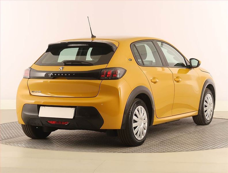 Peugeot 208 (2021) Active 50 kWh, SoH 93% - fotka 5 z 22