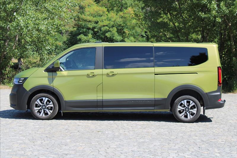 Volkswagen Caravelle 2.0 TDI L/DSG/ZÁR/DPH/CZ - fotka 6 z 45