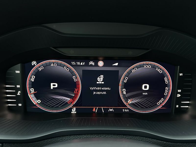 Škoda Karoq 1.5TSi DSG 150PS Sportline Mat - fotka 24 z 48